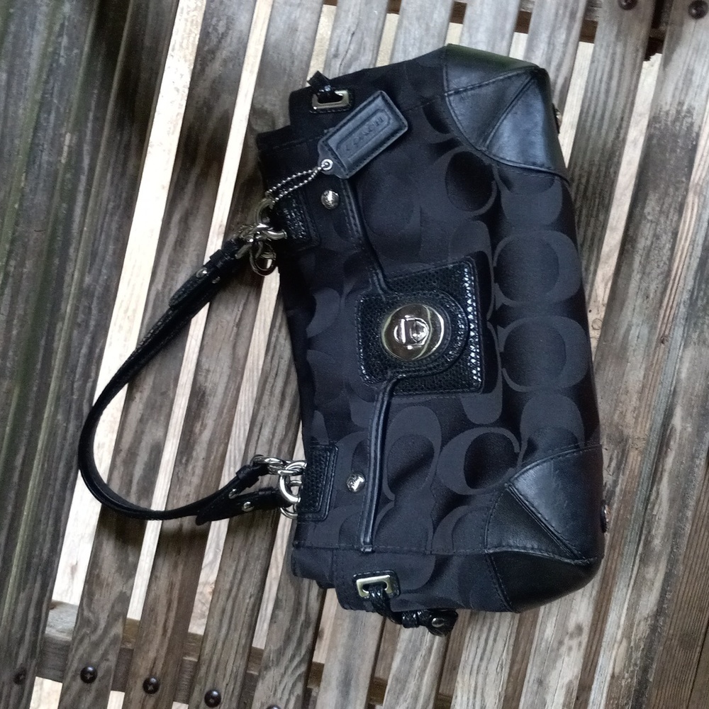 Coach Vintage Signature Jacquard Canvas Carryall Shoulder Bag